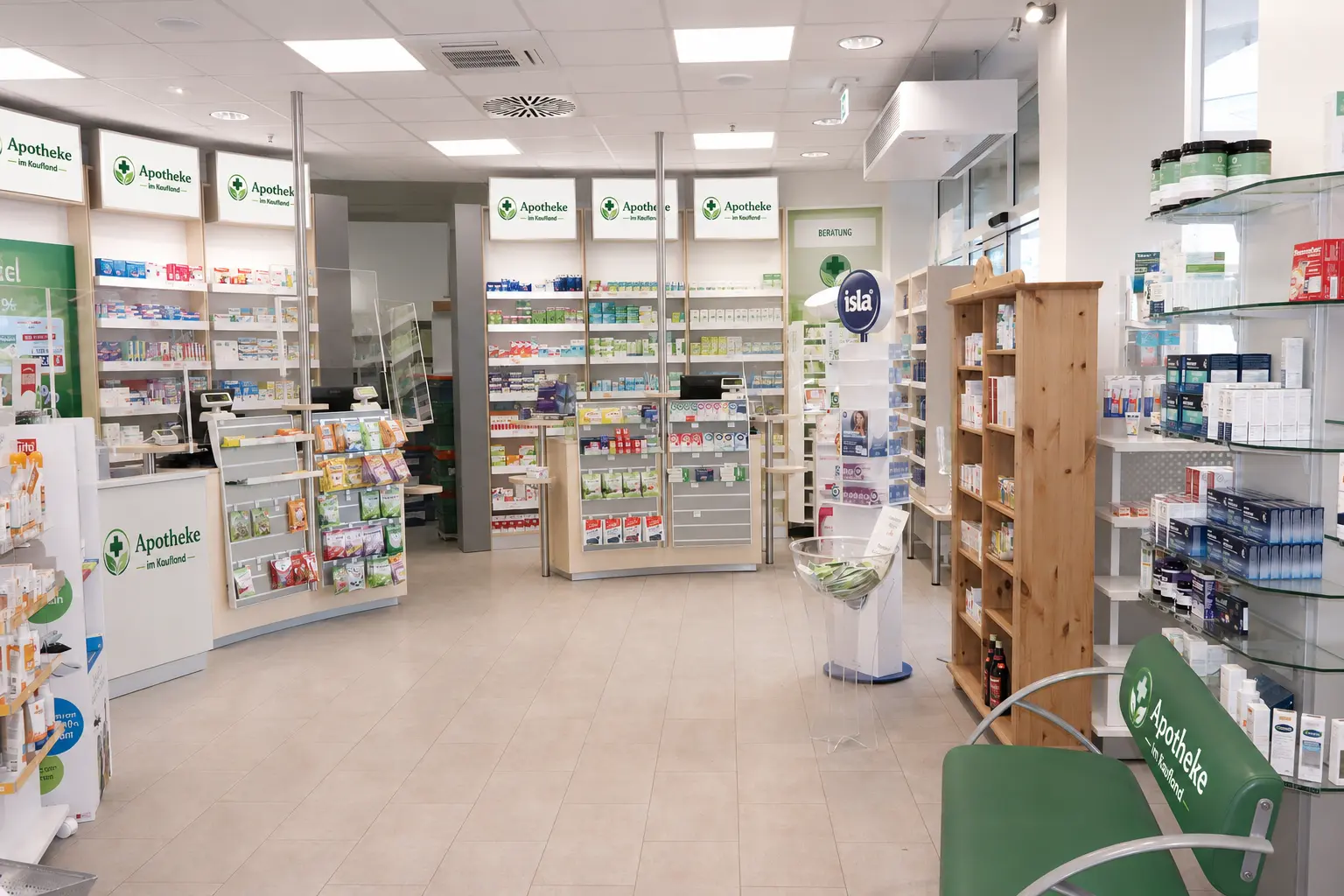 Apotheke im Kaufland Osnabrück Innenansicht und Beratung